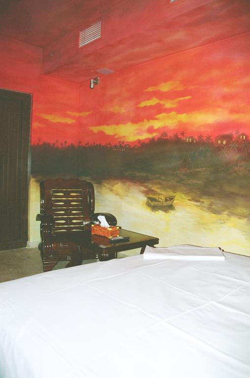 Motel Acapulco Erévan Extérieur photo