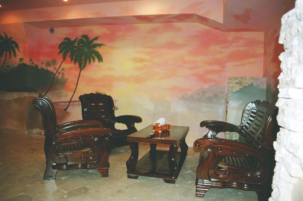 Motel Acapulco Erévan Extérieur photo