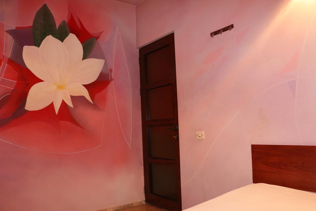 Motel Acapulco Erévan Extérieur photo