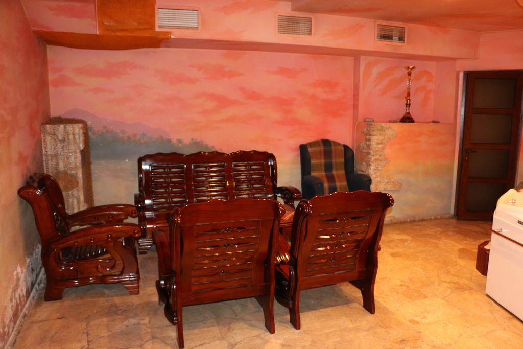 Motel Acapulco Erévan Extérieur photo