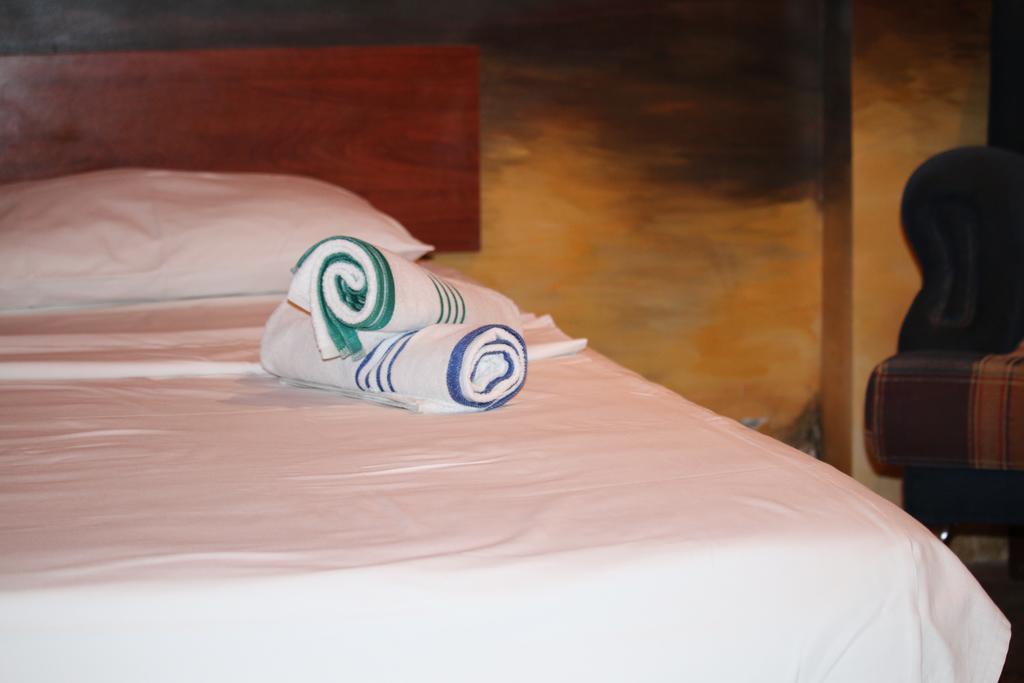 Motel Acapulco Erévan Extérieur photo
